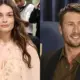 Atores Glen Powell e Emma Mackey, que protagonizarão novo longa de J.J Abrams