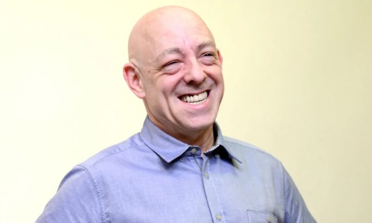 CCXP26 confirma Brian Michael Bendis, cocriador de Miles Morales, no Artists’ Valley